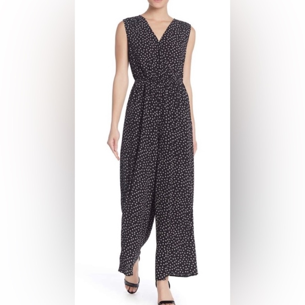 DR2 Women’s Sleeveless Jumpsuit Size M